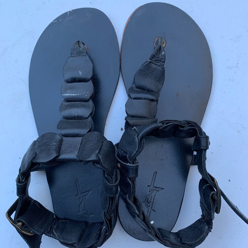 Forever 21 Black Sandals